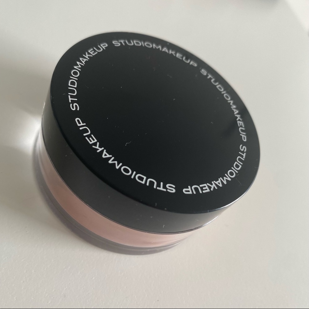 Studio Makeup Luminous Loose Blush 7g